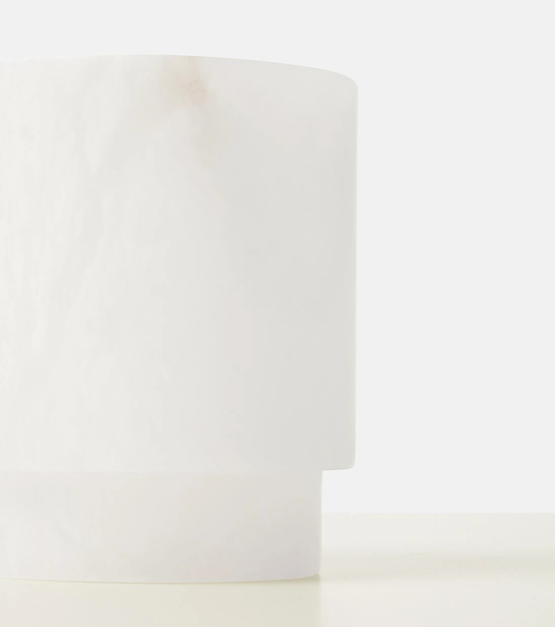 Michaël Verheyden - Tlight alabaster tealight holder