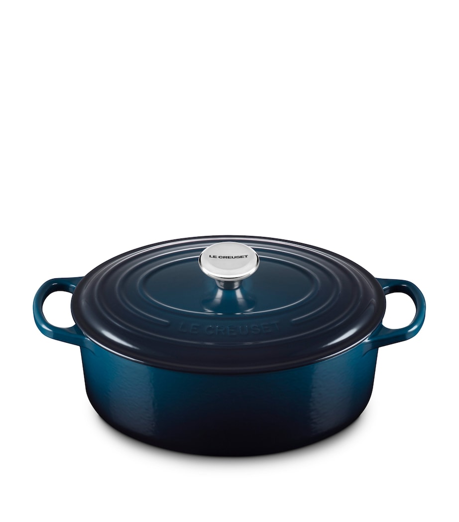 Le Creuset Cast Iron Signature Casserole Dish (29cm)