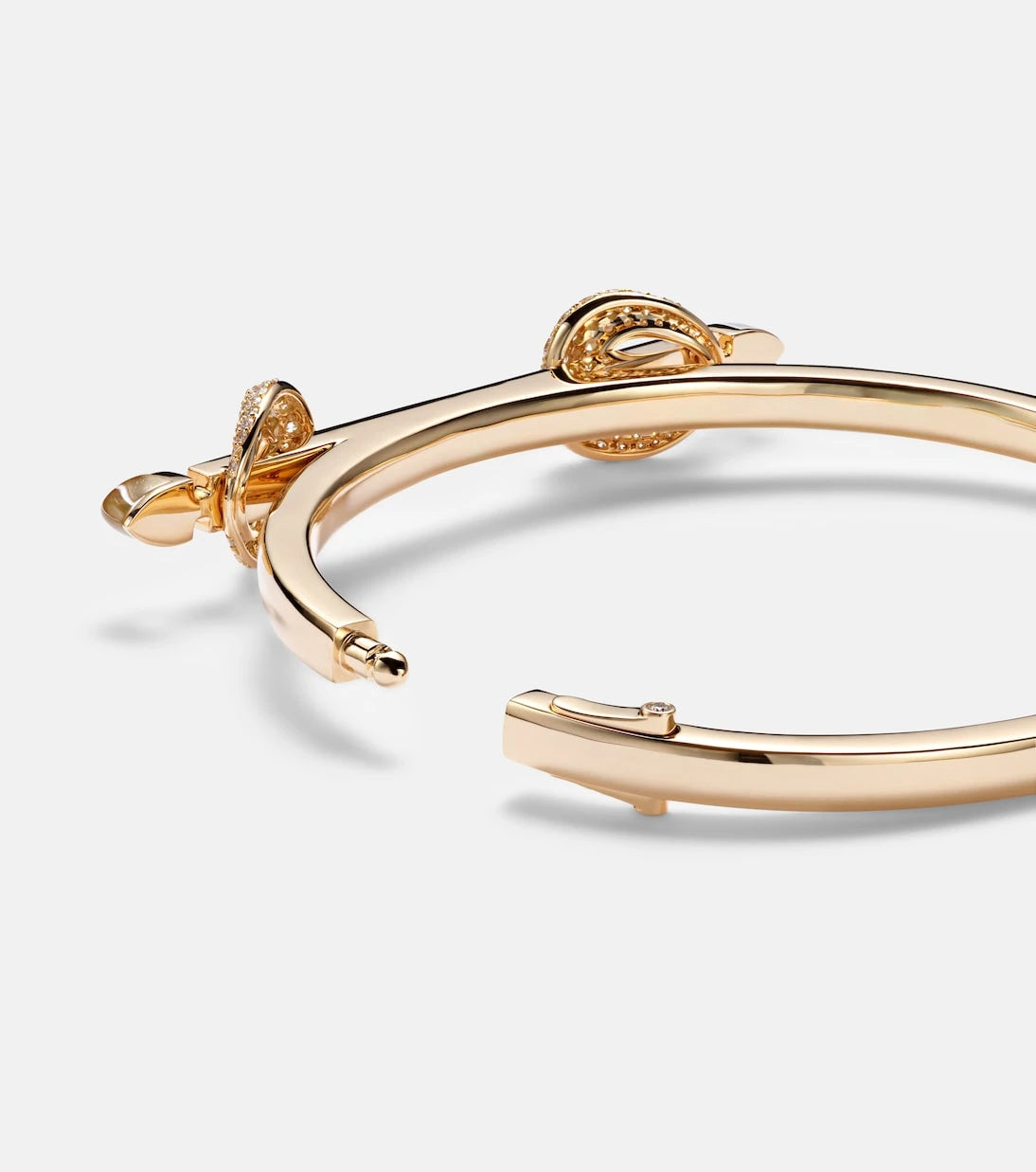 Ananya - Chakra Icon 18kt gold bangle with diamonds and quartz