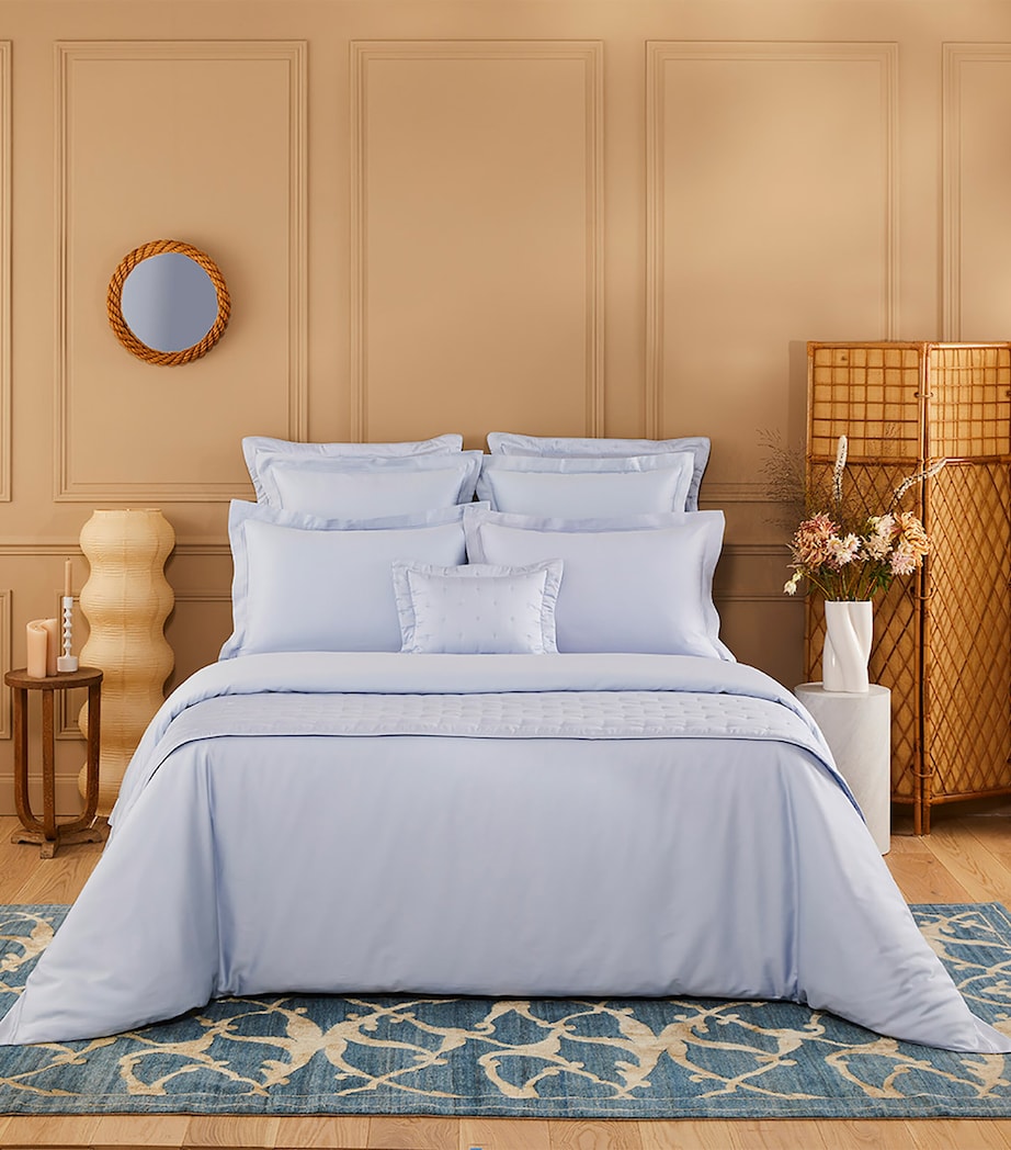 Triomphe Celeste Super King Fitted Sheet (180cm x 200cm)