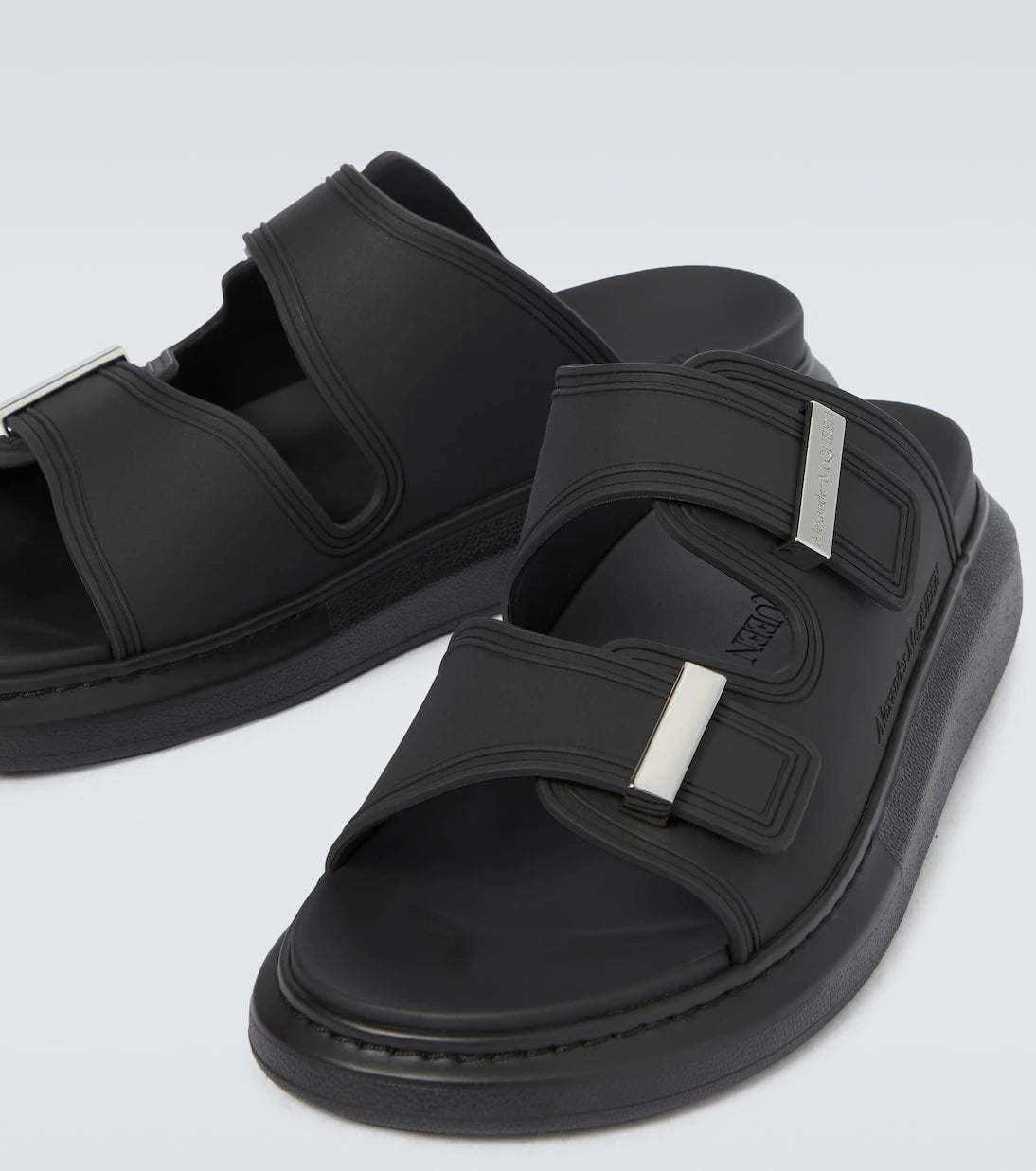 McQueen - Hybrid slides