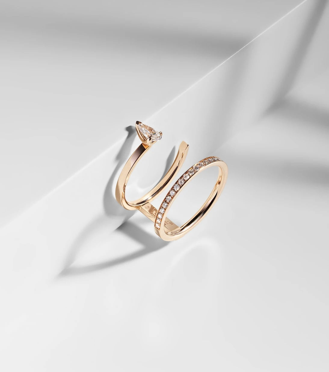 Repossi - Serti Sur Vide 18kt rose gold ring with diamonds