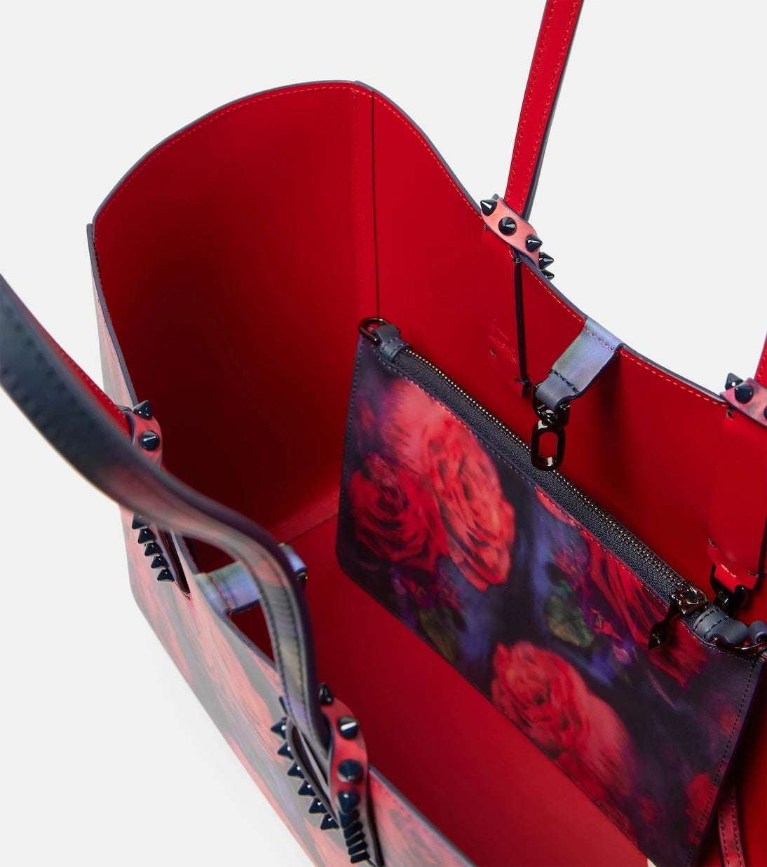 Christian Louboutin - حقيبة كاباتا توت صغيرة من الجلد