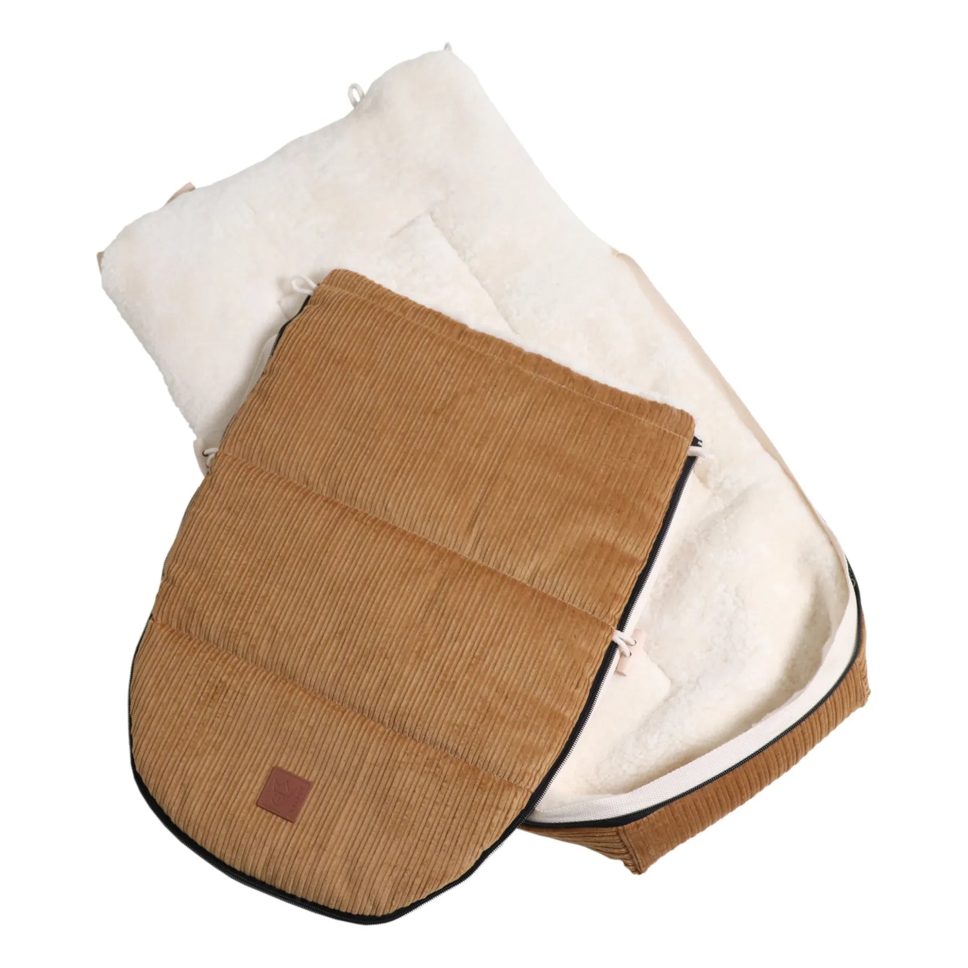 Kaiser - Filia Lambskin Baby Nest | Camel