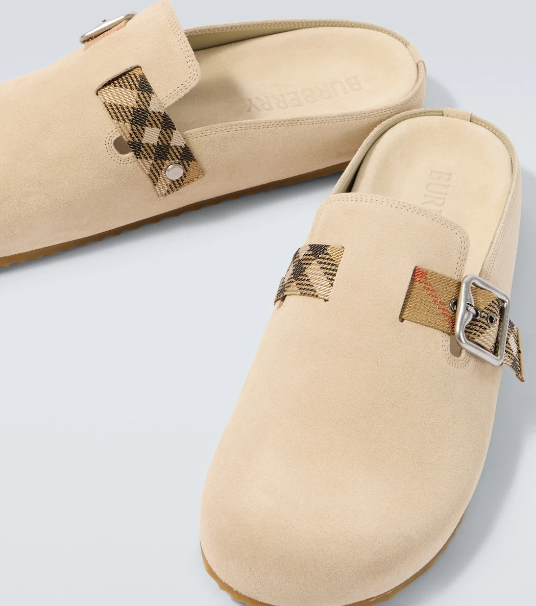 Burberry - سدادات Urchin المصنوعة من جلد الشمواه