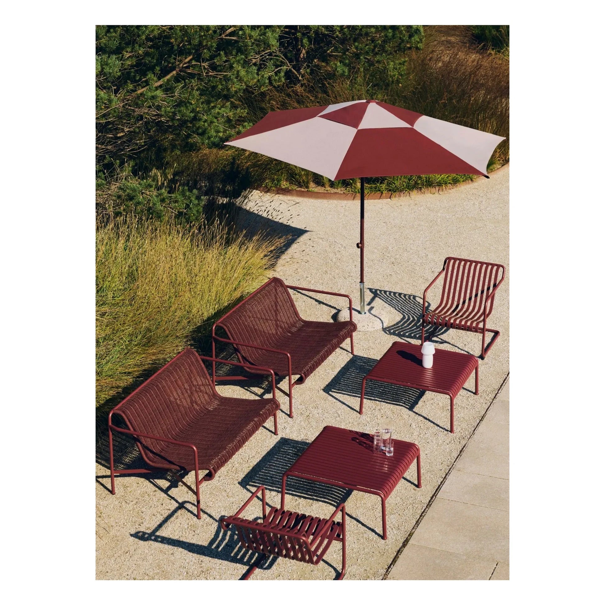 Hay - Hexagonal parasol Terrazza | Burgundy