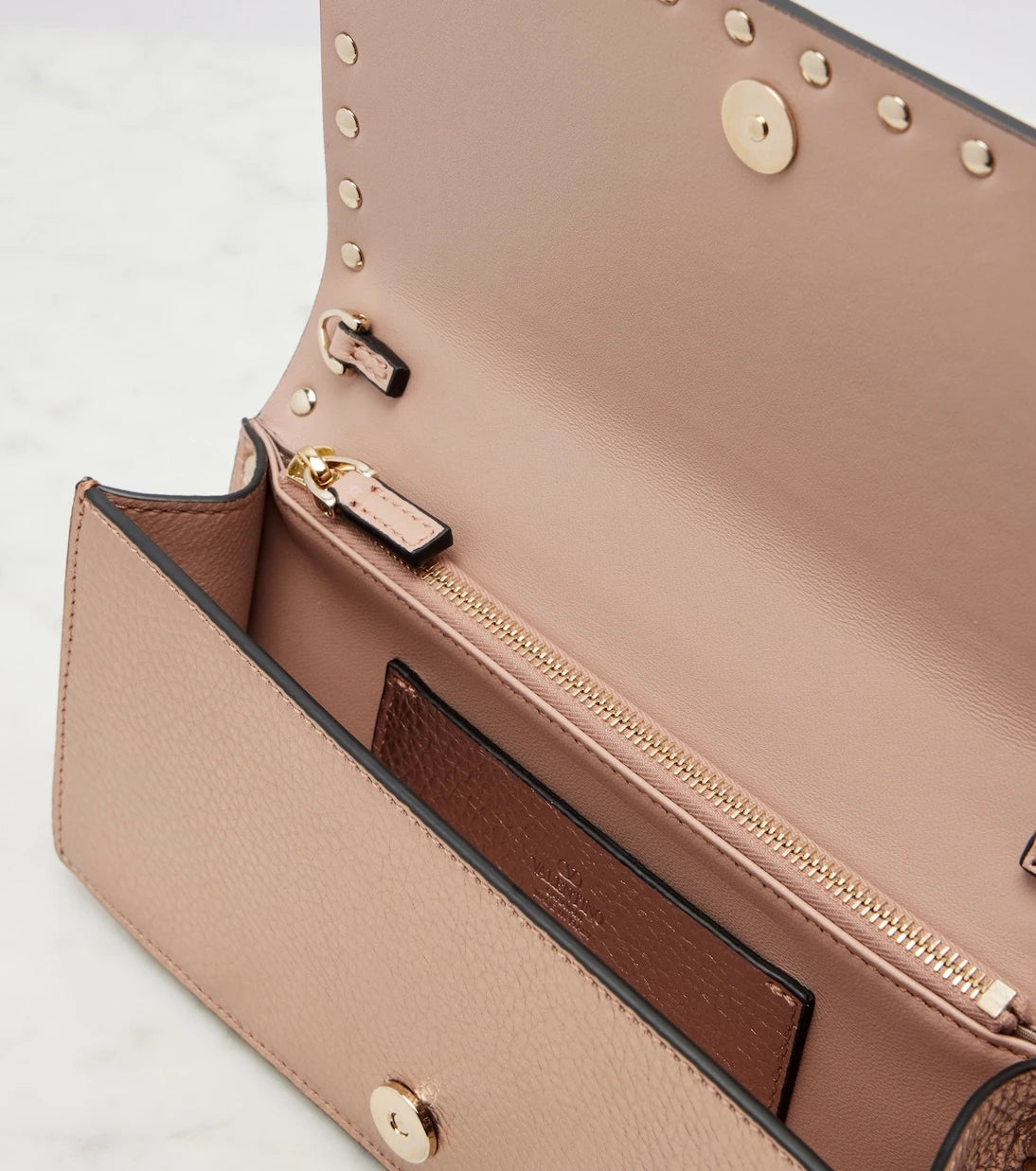 Valentino Garavani - Rockstud Mini metallic leather crossbody bag