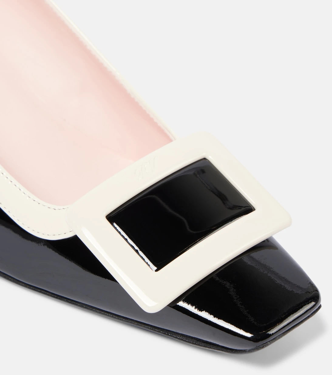 Roger Vivier - حذاء بيل فيفييه 45 بكعب من الجلد اللامع