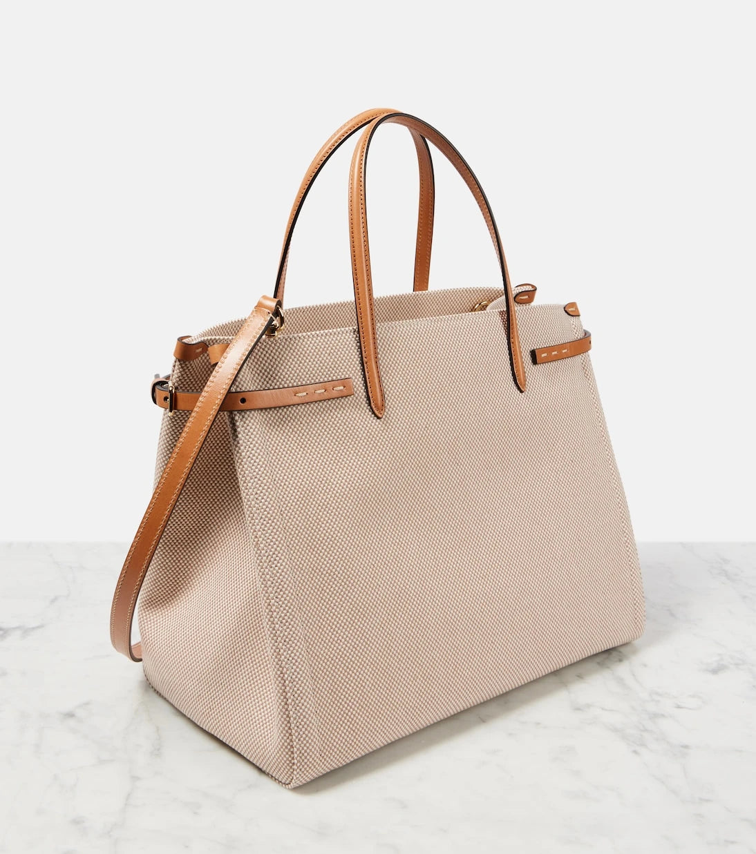 Valentino Garavani - VLogo Large leather-trimmed shoulder bag