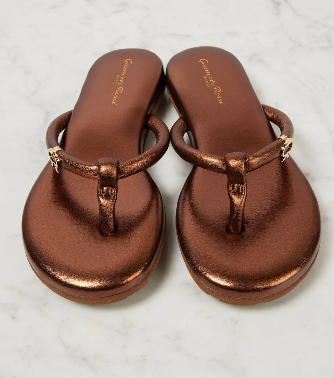 Gianvito Rossi - Fiji leather thong sandals