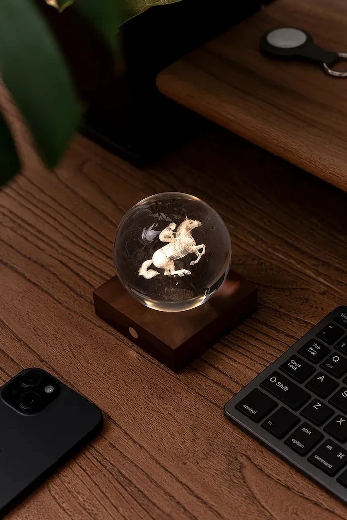 Безжична led настолна лампа Gingko Design Amber Crystal Light 9,5 x 8 cm