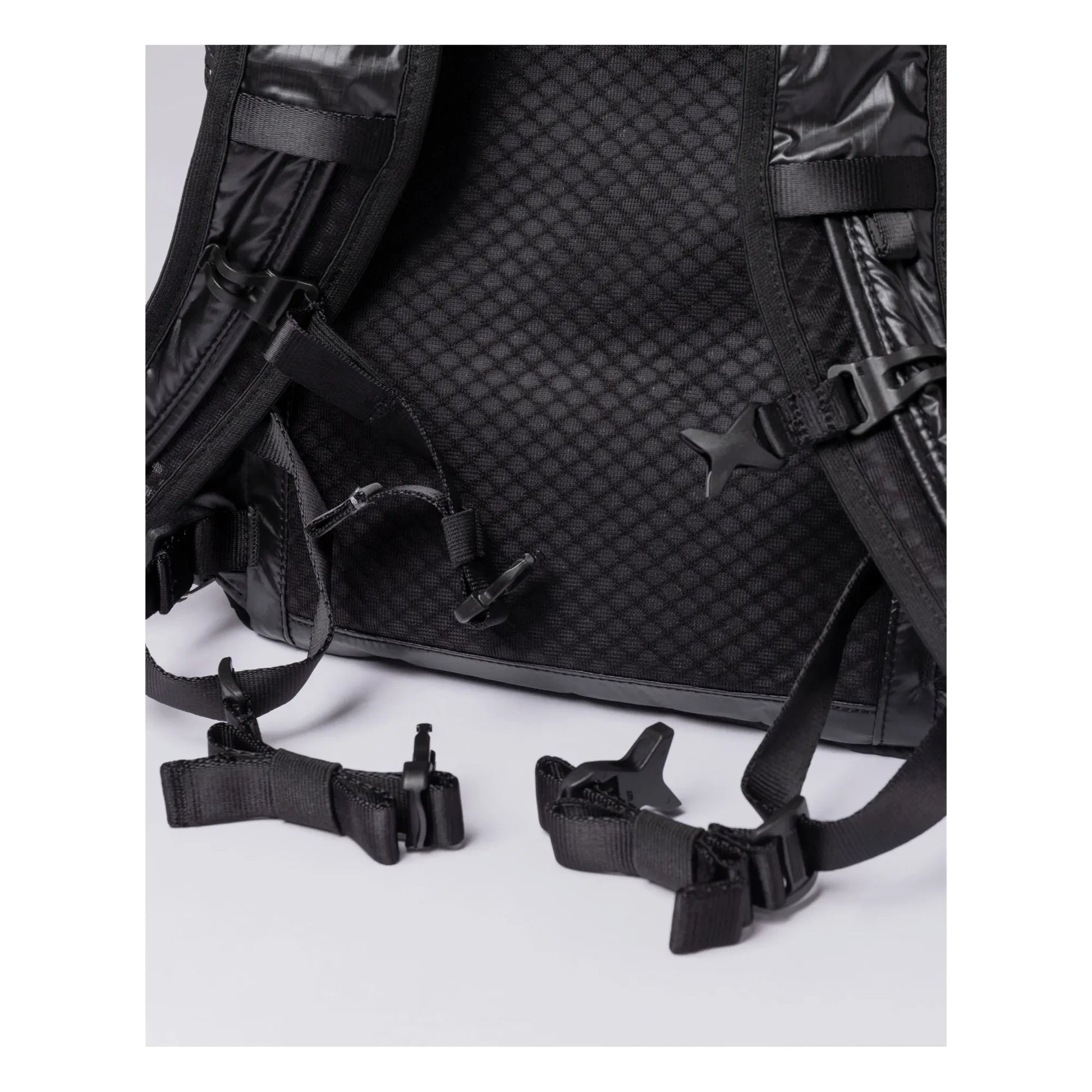 Sandqvist - Backpack Bo | Black