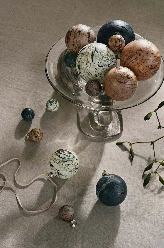 ferm LIVING Marble Baubles M Yılbaşı Süsü Seti (4 Parça)