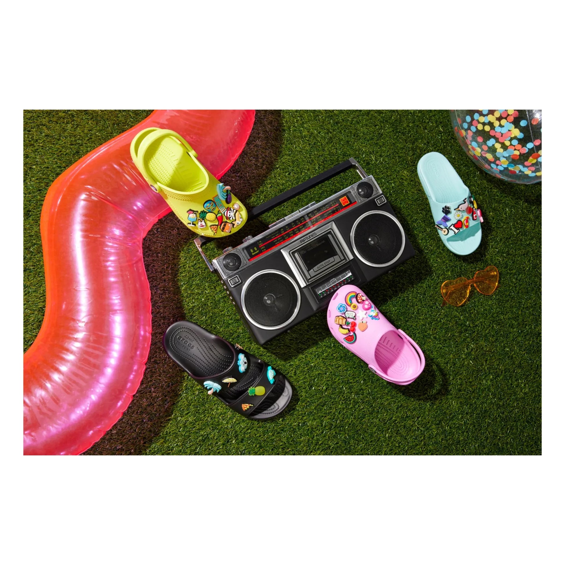 Crocs - Crocs Classic Clogs | Pink