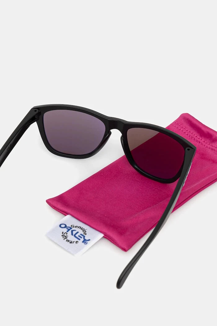 Слънчеви очила Oakley