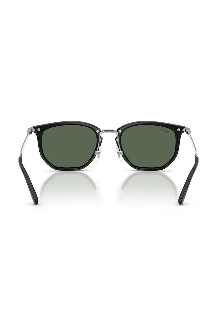 Ray-Ban çocuk güneş gözlükleri