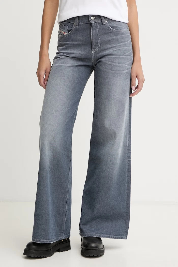 Diesel wide leg kadın jean 1979 D-AKEMI L.32
