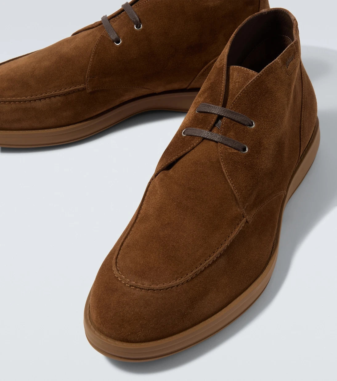 Brioni - حذاء صحراوي Journey من جلد الشمواه