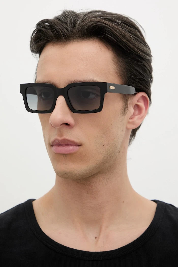 Moschino Слънчеви очила wayfarer