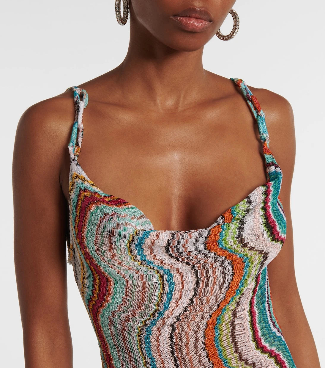Missoni - فستان ماكسي لاميه مكشوف الظهر بنقشة ويف