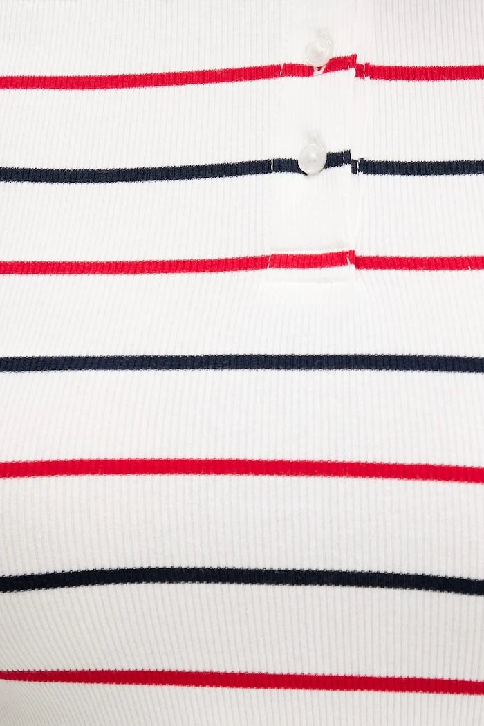 Tommy Jeans yakalı kadın pamuklu elastan tişört