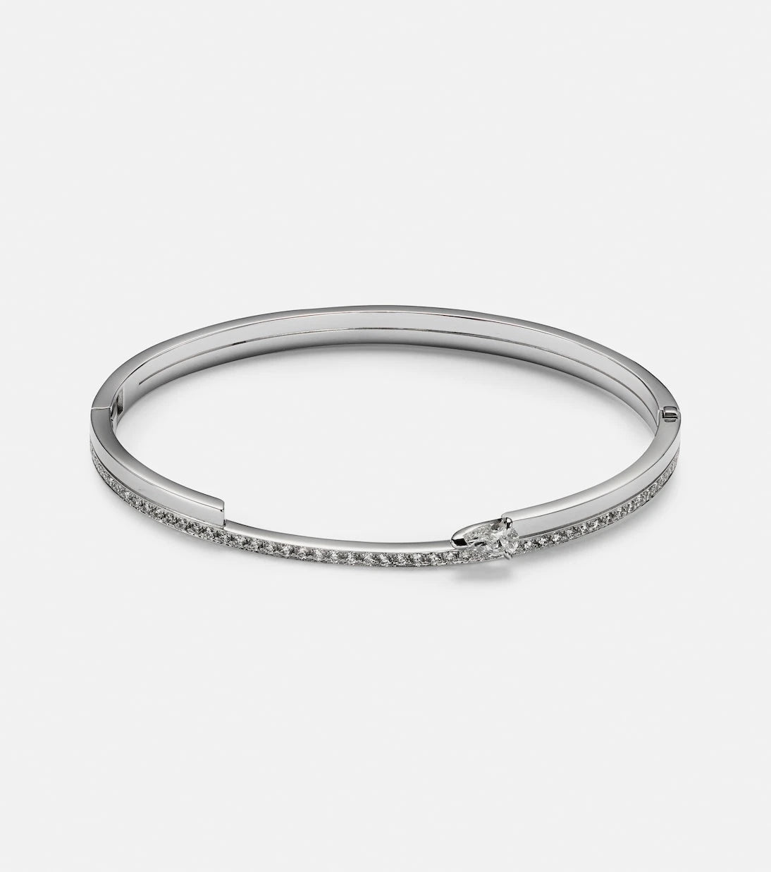 Repossi - Serti Sur Vide 18kt white gold bangle with diamonds