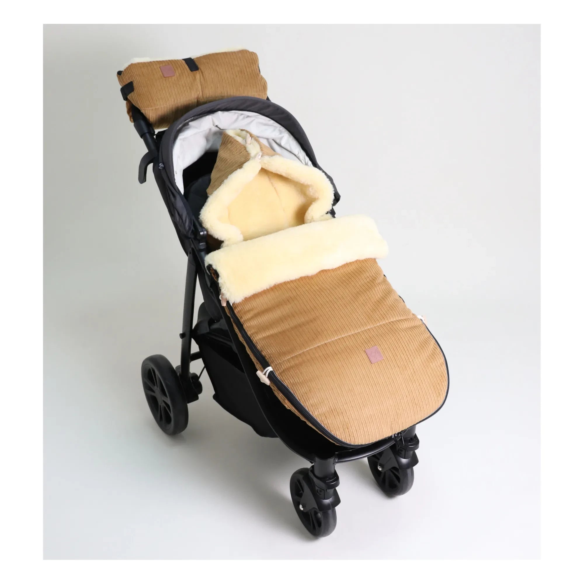 Kaiser - Filius Lambskin Universal Footmuff | Camel