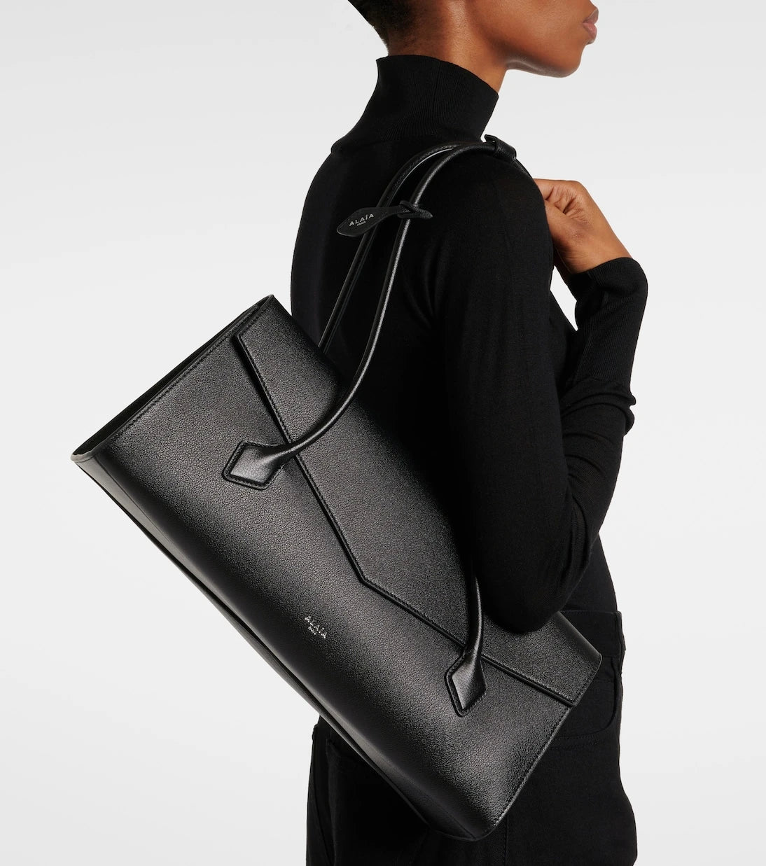 Alaïa - Le Teckel leather shoulder bag