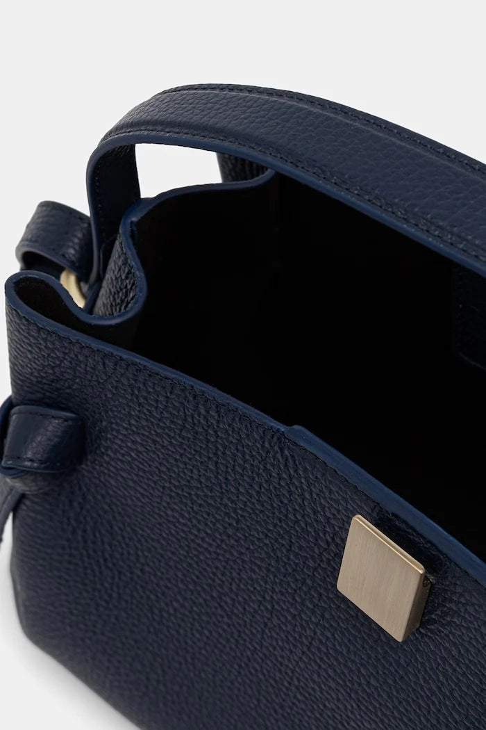 Yuzefi чанта crossbody дамска от кожа GYOZA