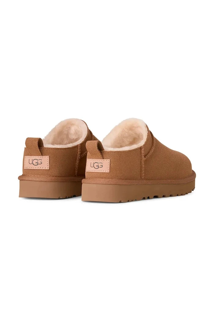 Велурени чехли UGG Classic Micro