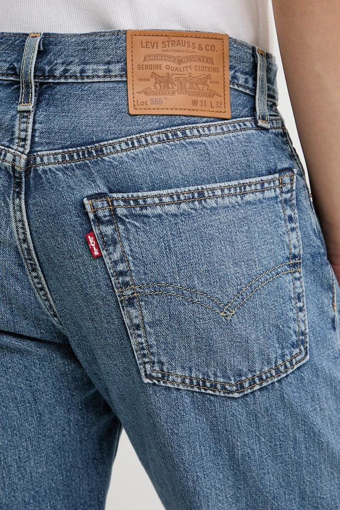 Levi's 555™ Rahat Düz Kesim Jean