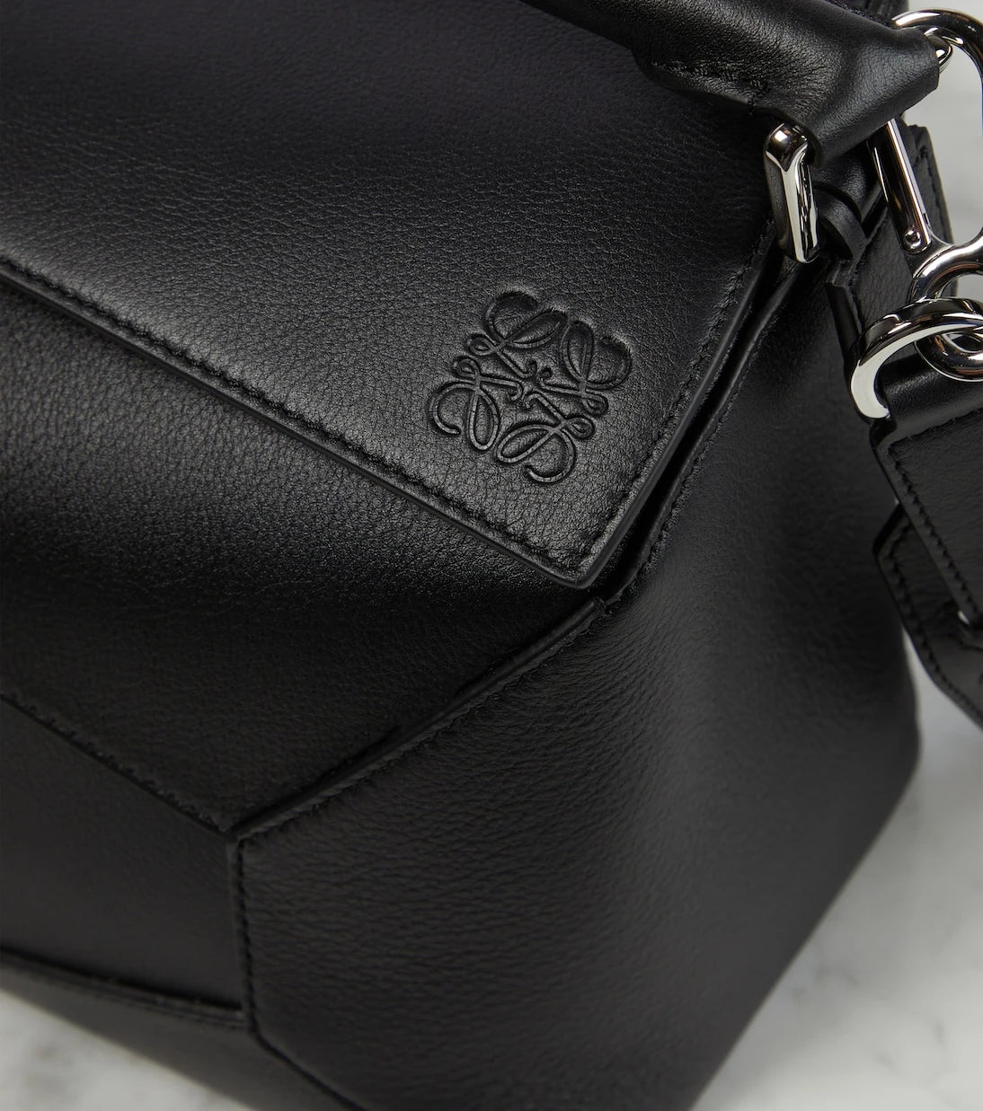Loewe - Puzzle Edge Medium leather tote bag