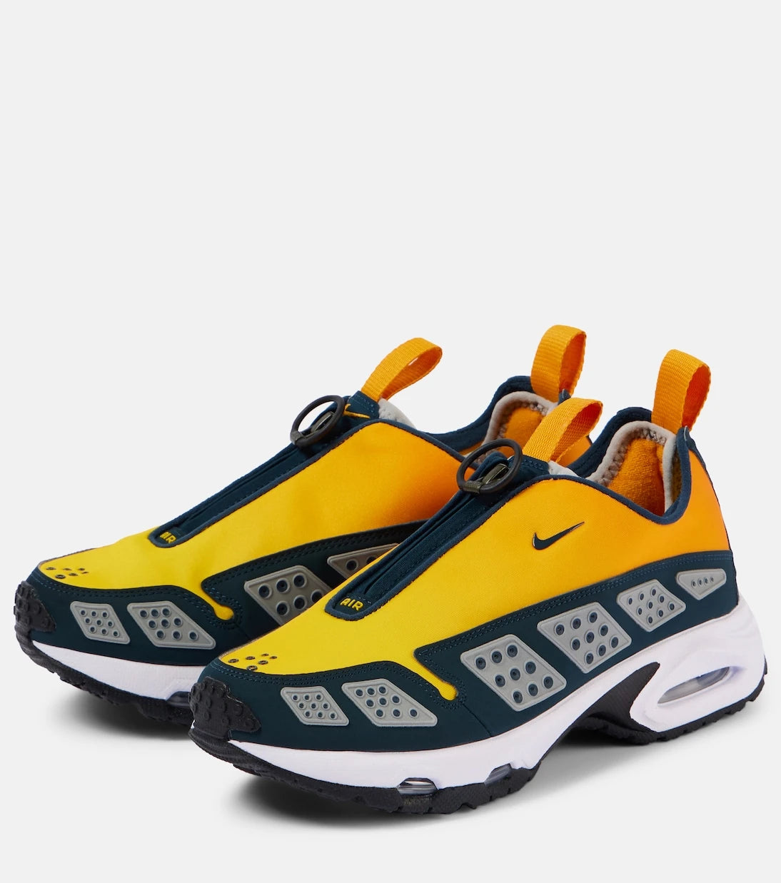 Nike - حذاء رياضي Air Max SNDR