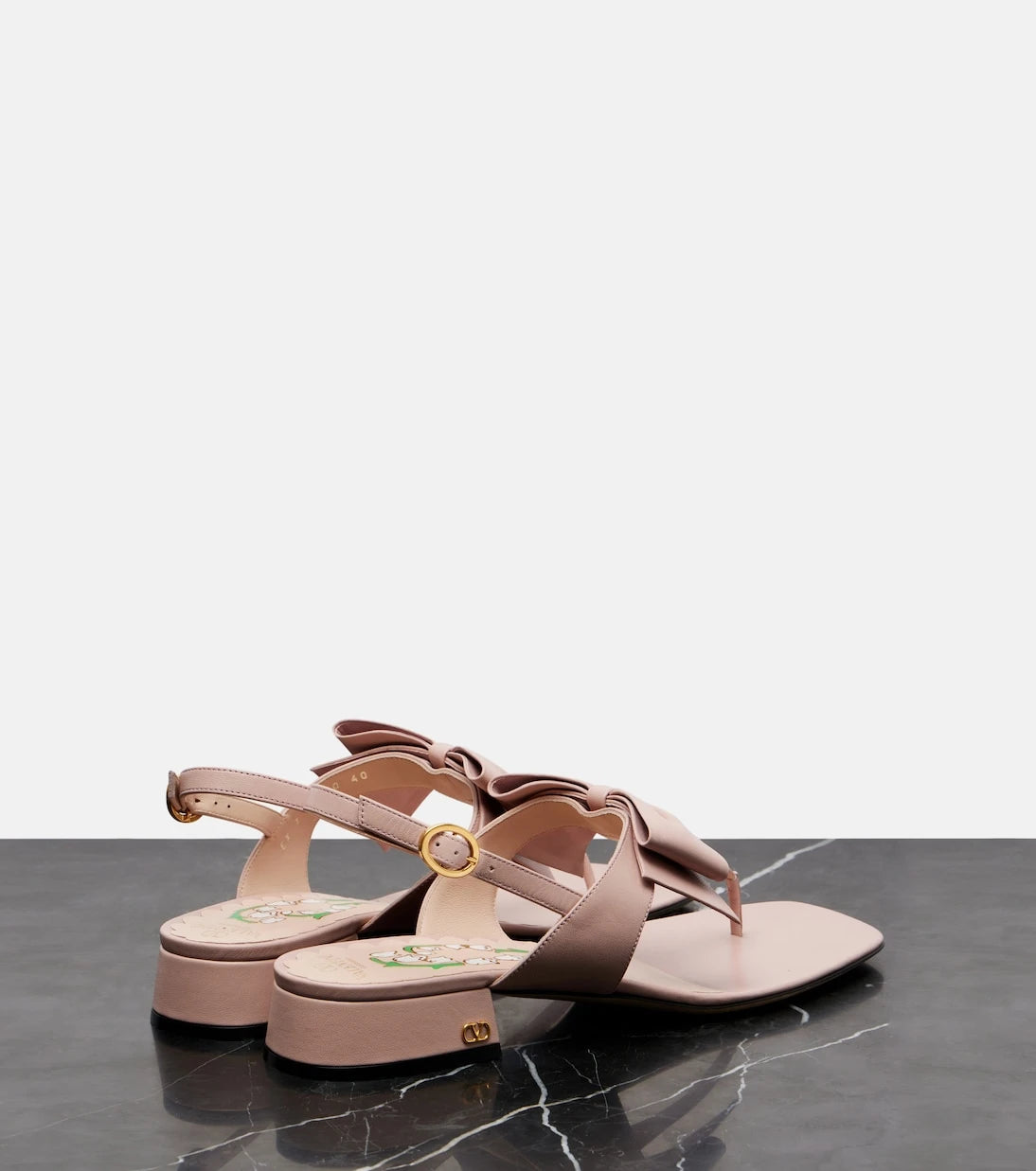 Valentino Garavani - Bowow 25 leather thong sandals