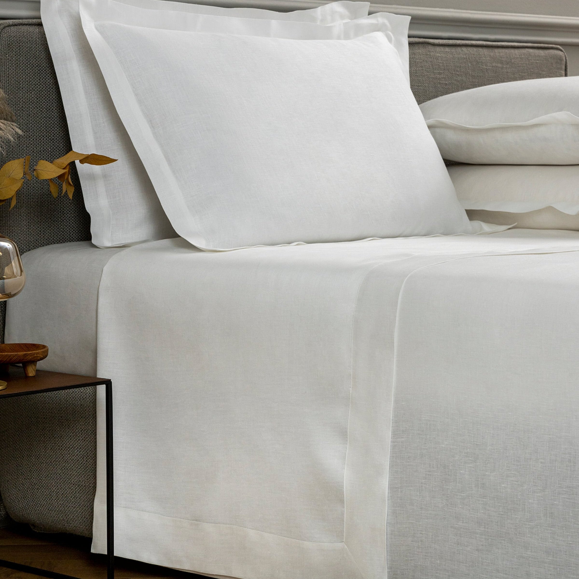 Frette Divine Super King Flat Sheet Set (270cm x 320cm)