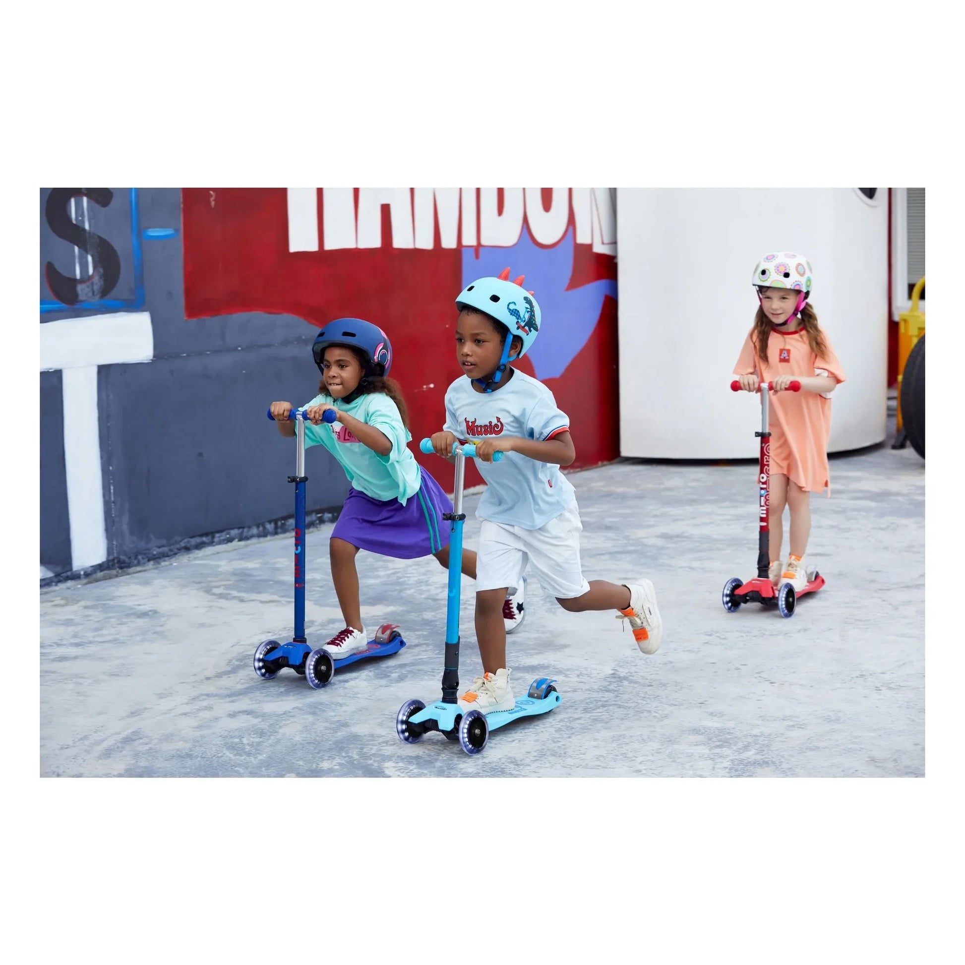 Micro - Maxi Foldable LED Scooter | Red