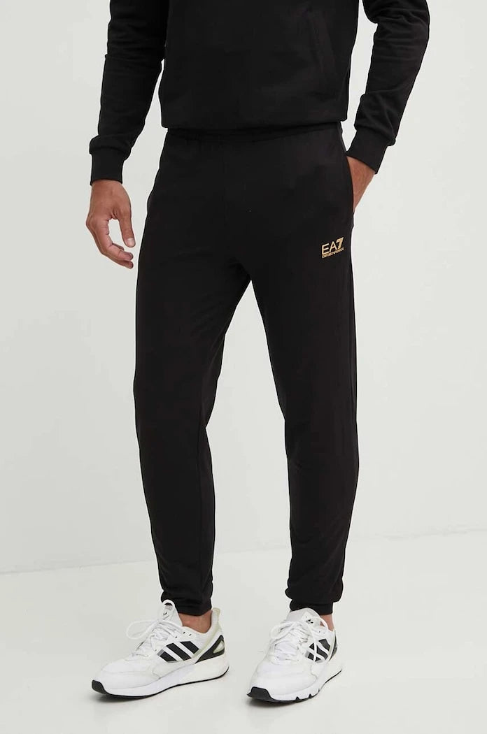 Памучен анцуг EA7 Emporio Armani