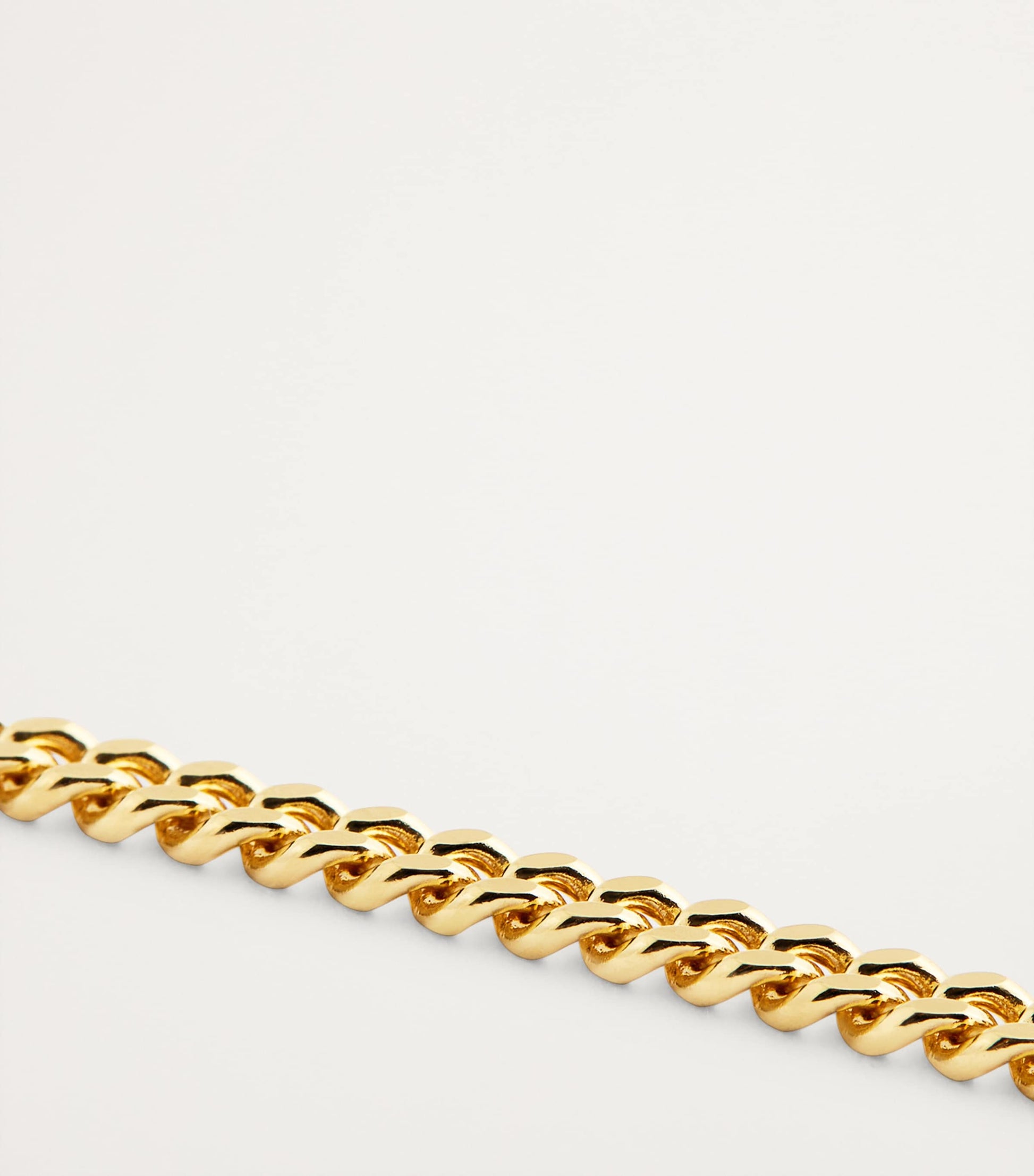 Medium Gold-Plated Curb Chain Bracelet