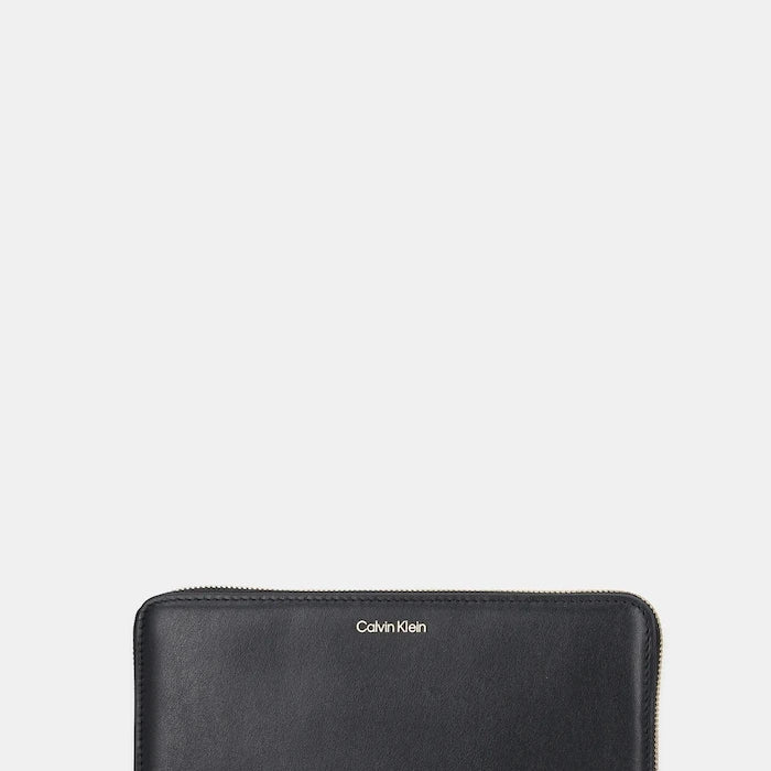 Кожен портфейл Calvin Klein