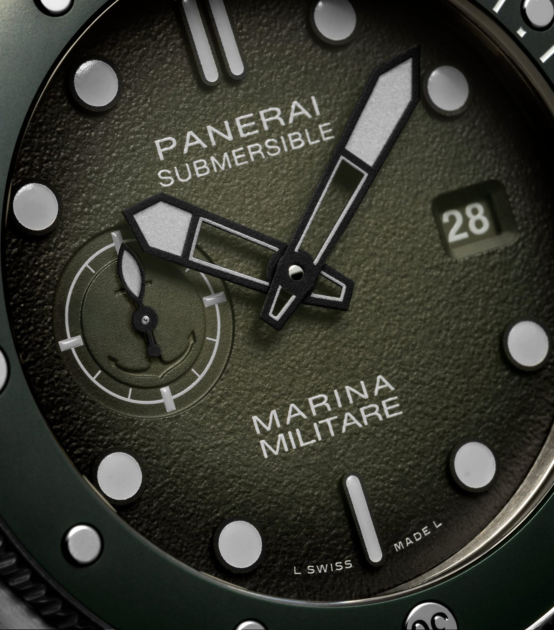 Stainless Steel Submersible Marina Militare Watch 44mm