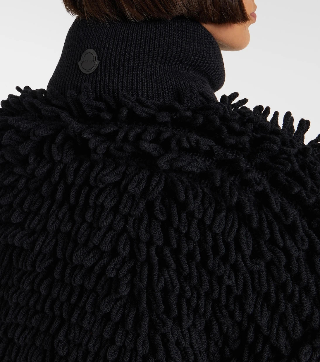 Moncler Genius - جاكيت إدوارد إينينفول EE72 من مزيج الصوف والريش