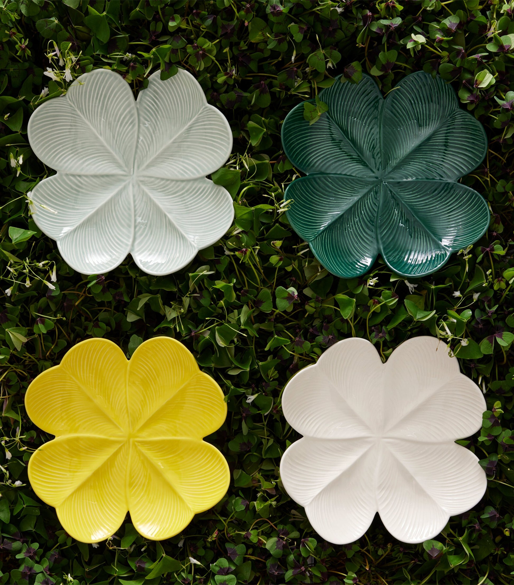 Ceramic Jour de Chance Centrepiece (30cm)