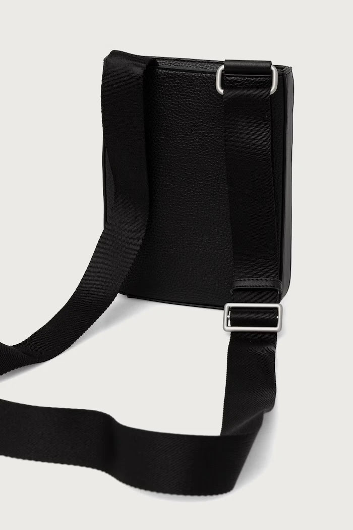 Tommy Hilfiger erkek omuz çantası suni deri