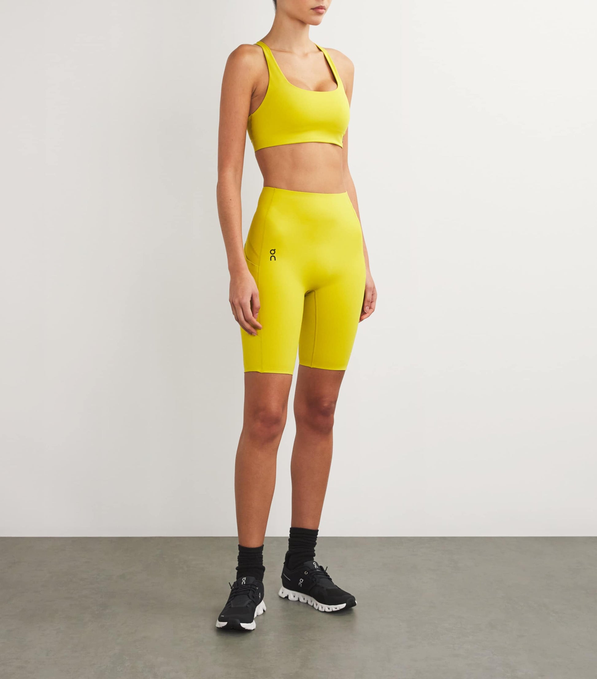 Black Cloud 5 Trainers