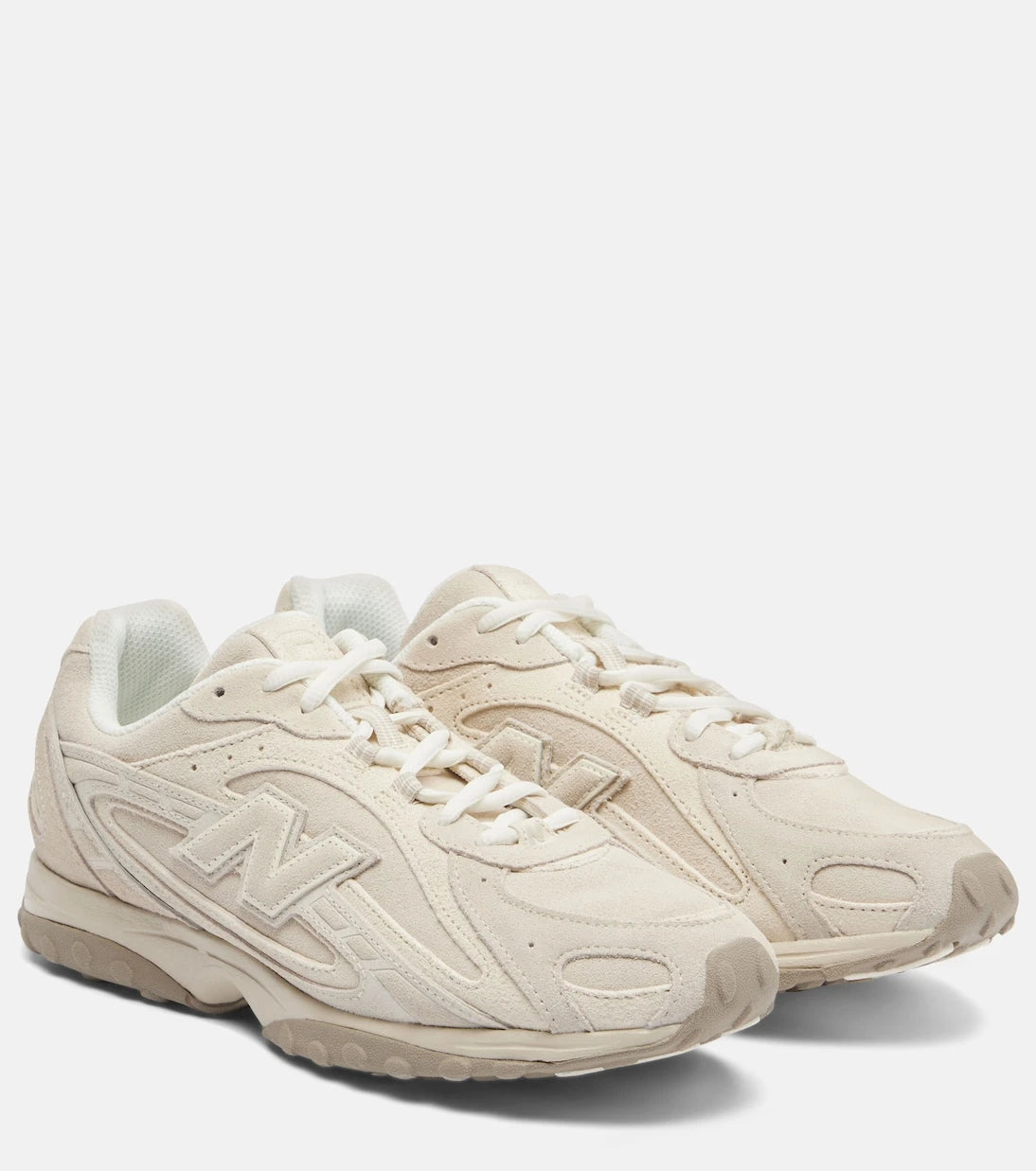 New Balance - حذاء رياضي من الجلد السويدي 204L