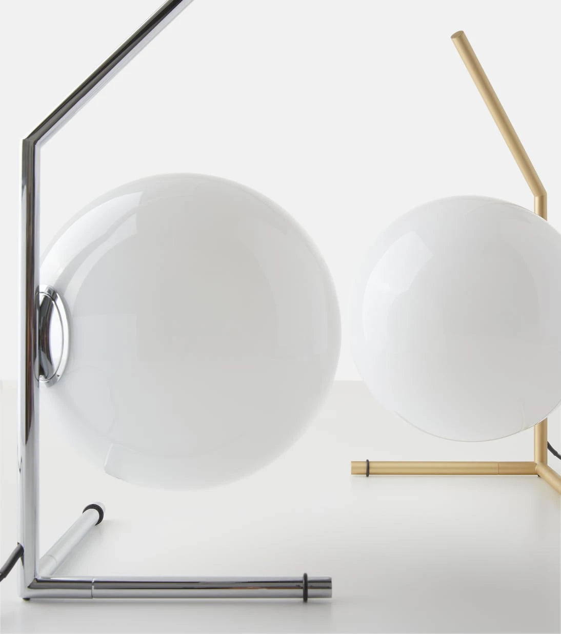 Flos - IC Lights Table 1 Low table lamp by Michael Anastassiades, EU plug