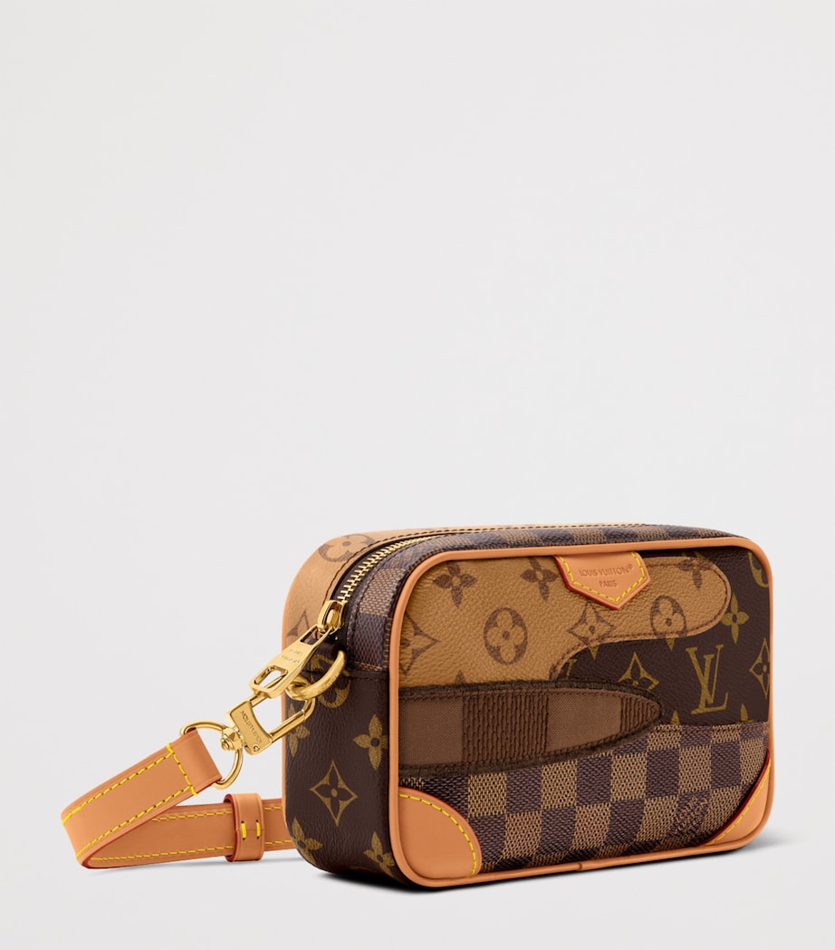 Leather Trocadéro Wearable Wallet