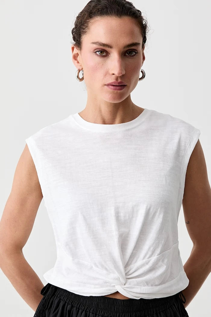 Levi's топ дамски от памук TWISTED FEMME SS