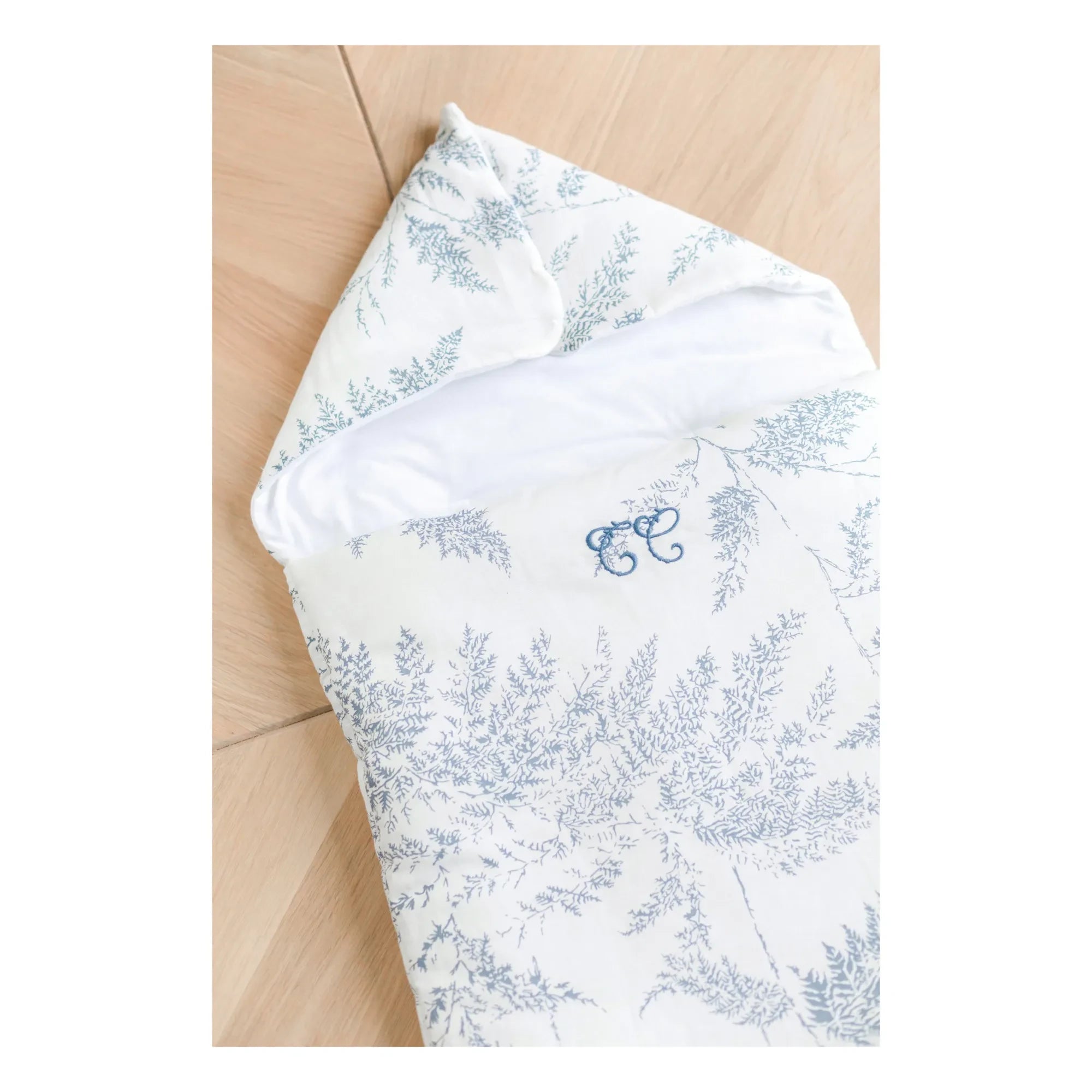 Tartine et Chocolat - Foliage Baby Nest | Navy blue