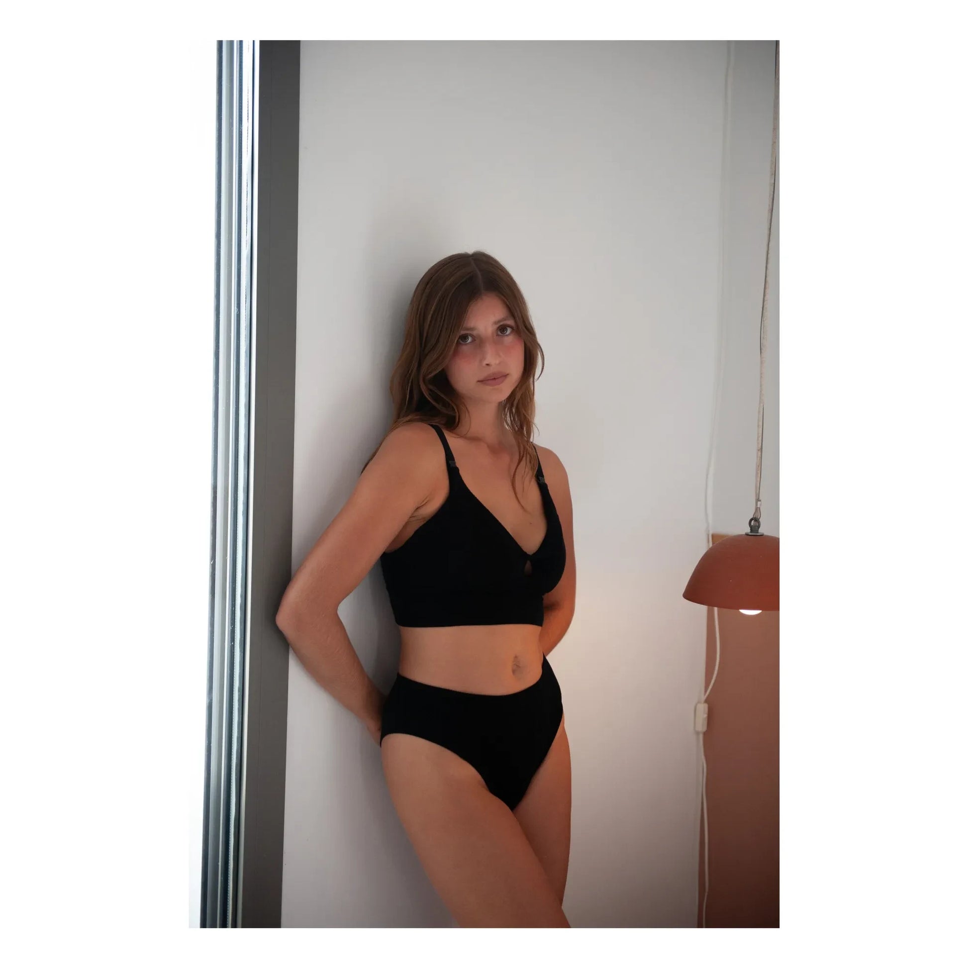 Mama Hangs - Mama Glow nursing bra | Black